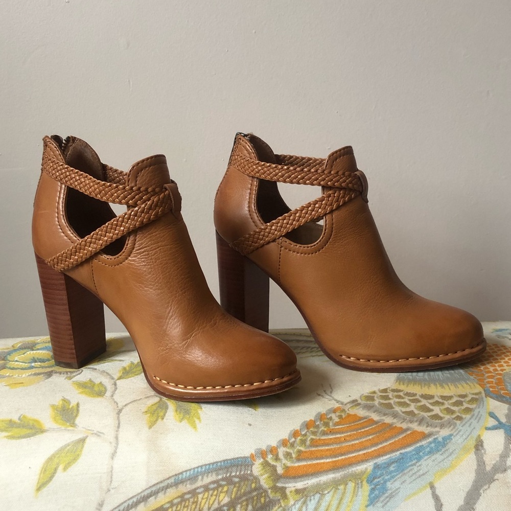 Frye Margaret Tan Braid Shootie Bootie